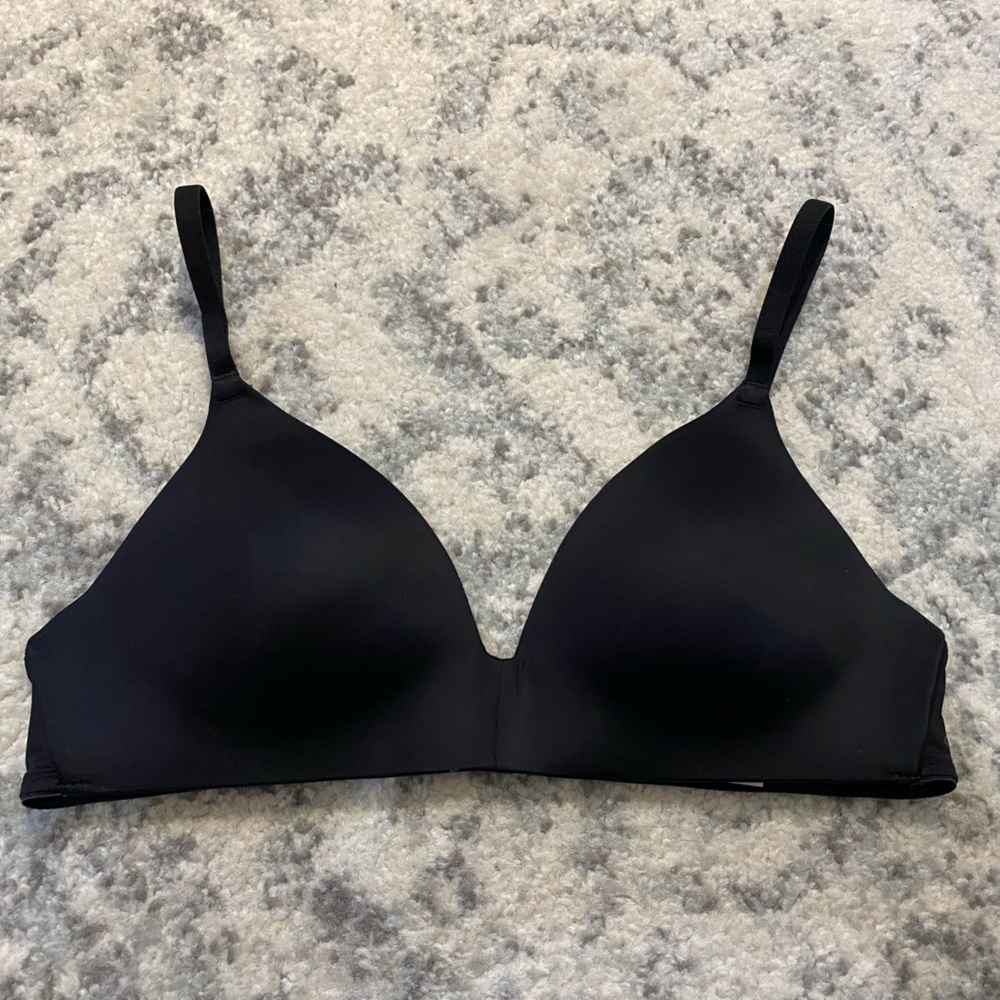 Victoria’s Secret Pink - Wear Everywhere Wireless Push Up Bra.